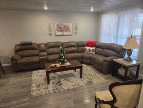 2741 May St, Unit #3 in Poplar Bluff, MO - Building Photo - Building Photo