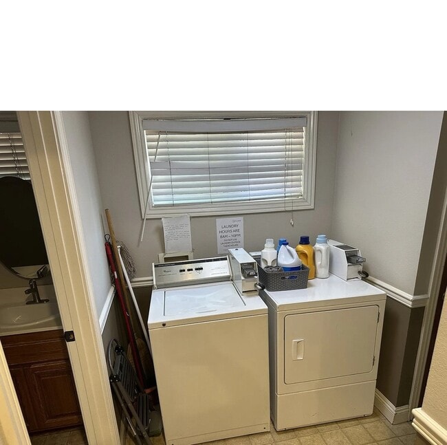 165 Chestnut St, Unit 22