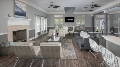 Aspire at Gateway in Pinellas Park, FL - Building Photo - Building Photo