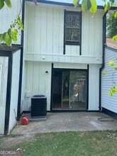 8238 Canyon Forge Dr in Riverdale, GA - Building Photo - Building Photo