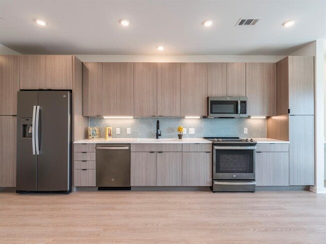 property at 4802 S Congress Ave