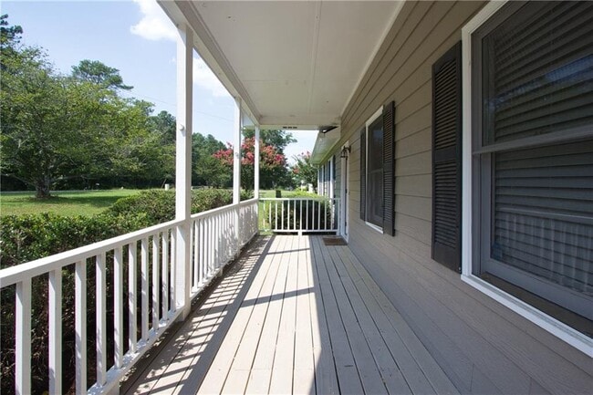 374 McGiboney Rd in Covington, GA - Building Photo - Building Photo