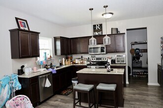 418 Huntington Dr in Ludowici, GA - Building Photo - Building Photo