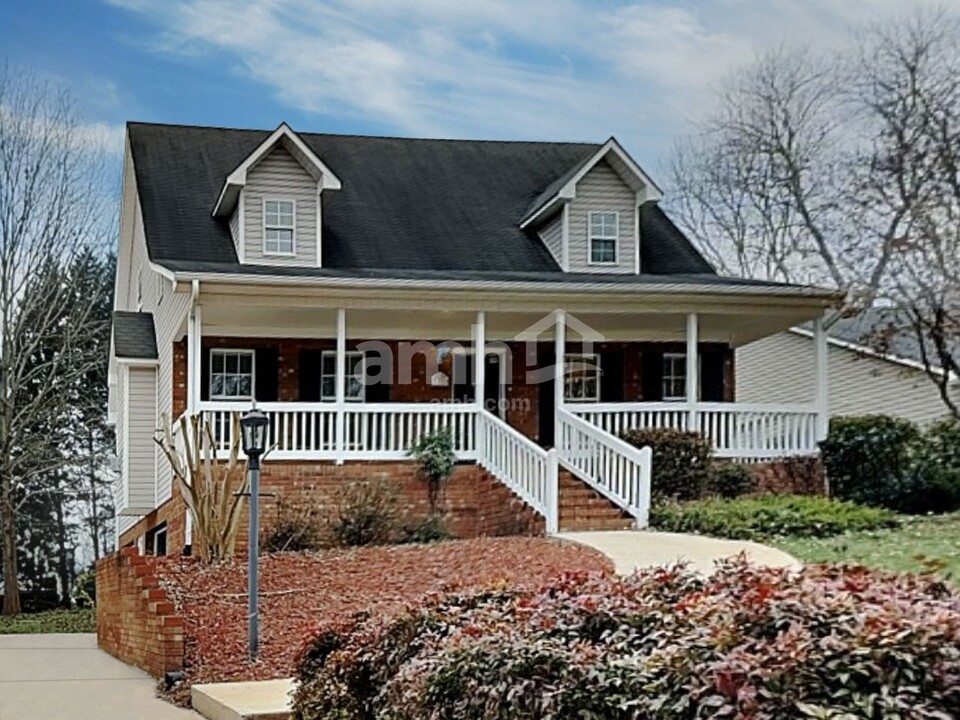 3130 Creighton Ln in Winston-Salem, NC - Building Photo