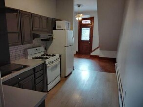 1732 Linden Ave, Unit Rear in Baltimore, MD - Building Photo - Building Photo