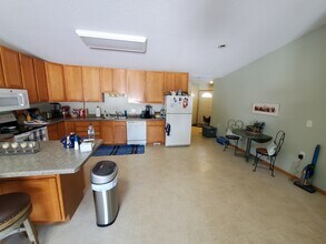 117A Hialeah St in Osceola, WI - Foto de edificio - Building Photo