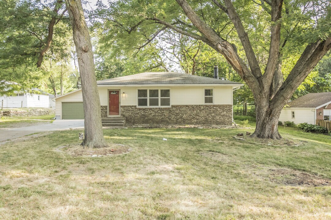 333 Leach Ave in Des Moines, IA - Building Photo
