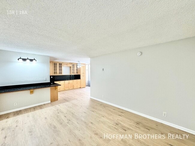 property at 525 N Sycamore Ave