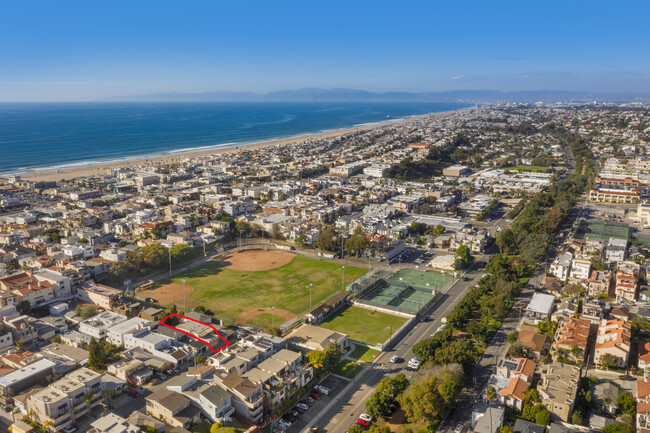 847 Bard St in Hermosa Beach, CA - Building Photo - Building Photo