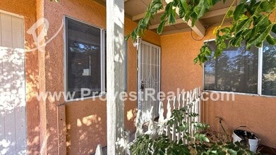 12982 Mohawk Rd in Apple Valley, CA - Building Photo - Building Photo