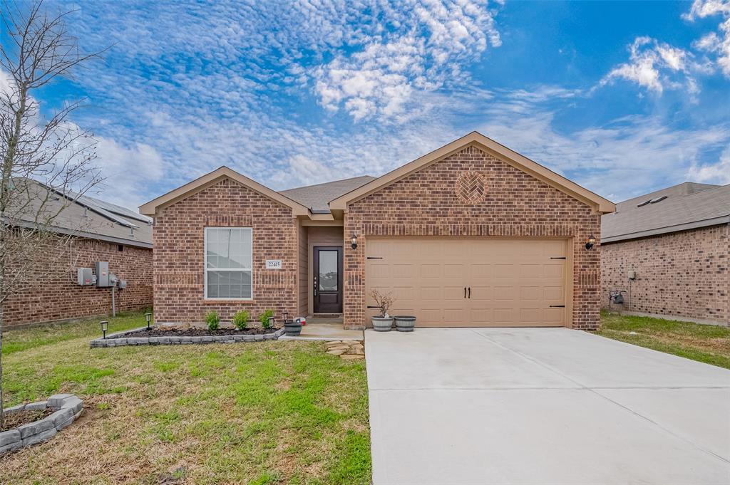22415 Kennons Way in Hockley, TX - Building Photo