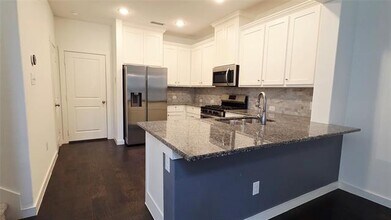 3912 Sukay Dr in McKinney, TX - Building Photo - Building Photo