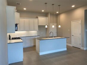 1229 Creekbank Dr in McKinney, TX - Building Photo - Building Photo