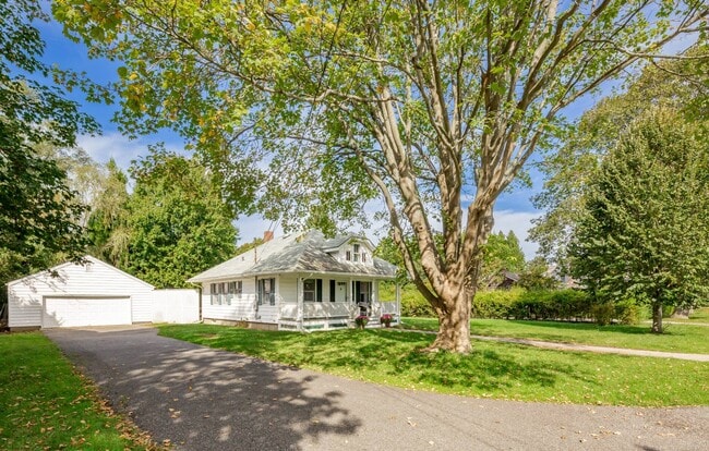 property at 15 Maidstone Ave