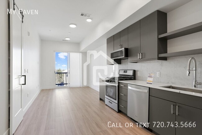 2876 W 53rd Ave in Denver, CO - Building Photo - Building Photo