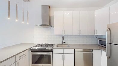 2611 Frederick Douglass Blvd, Unit 2G in New York, NY - Building Photo - Building Photo