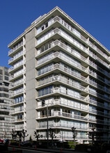 Broadway Towers in San Francisco, CA - Building Photo - Building Photo