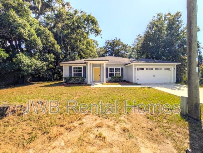 property at 925 Killarney Ave