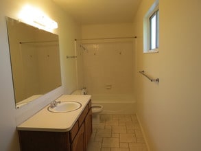 1025 E Gentile St, Unit 1025 in Layton, UT - Building Photo - Building Photo