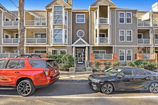 property at 435 N 2nd St