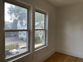 18 Bradbury St in Boston, MA - Building Photo - Building Photo