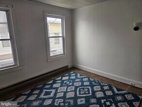 330 W South St in Mahanoy City, PA - Foto de edificio - Building Photo