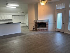 1733 Sheffield Dr in Garland, TX - Building Photo - Building Photo