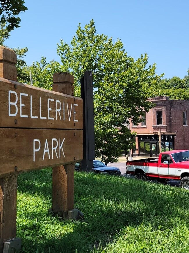 5601 S Broadway in St. Louis, MO - Building Photo - Building Photo