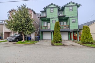 4311 S Puget Sound Ave in Tacoma, WA - Building Photo