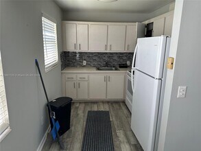 599 Fanshaw N in Boca Raton, FL - Building Photo - Building Photo