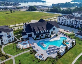 275 Pine Terrace Dr, Unit UNIT #2210 2 BR - April 27th in Montgomery, TX - Building Photo - Building Photo