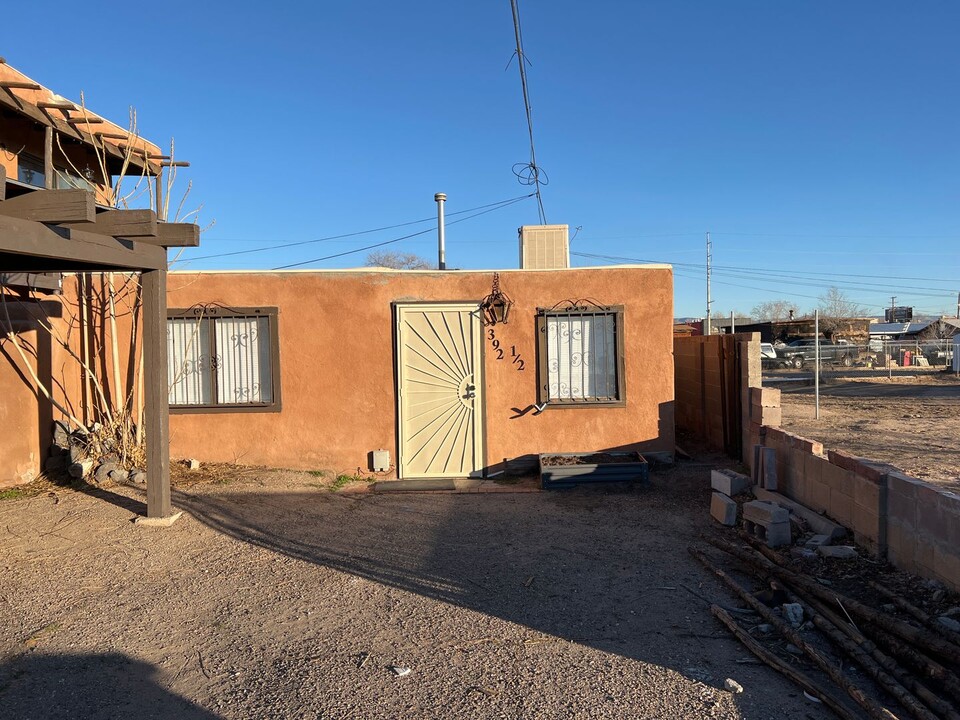 3924 3rd St NW in Albuquerque, NM - Building Photo