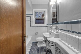 949 Delaware Ave in Buffalo, NY - Building Photo - Building Photo