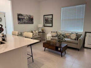 4823 Waltham Forest Dr in Davenport, FL - Building Photo - Building Photo