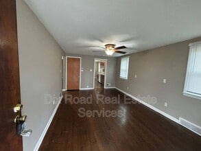 1670 Darst Ave in Dayton, OH - Building Photo - Building Photo