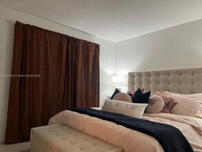 533 Menendez Ave in Coral Gables, FL - Building Photo - Building Photo