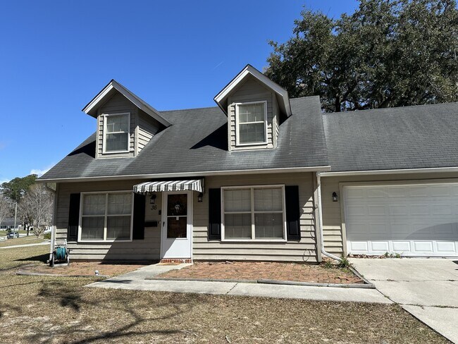 36 Country Walk Dr in Savannah, GA - Building Photo - Building Photo