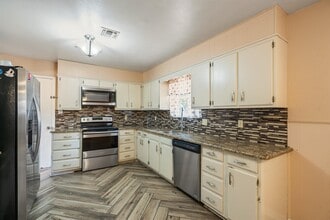 105 Delmar Ln in Del Rio, TX - Building Photo - Building Photo