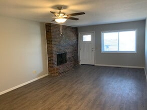 14897 Dutchmans Dr in Rogers, AR - Building Photo - Building Photo