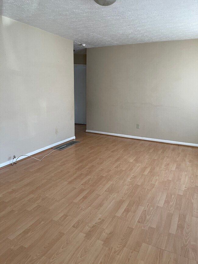 33 Rowland Ave Rentals in Winchester, KY