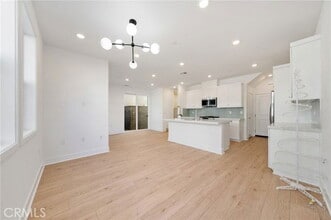 322 Proctor in Irvine, CA - Building Photo - Building Photo