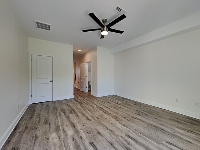 2408 Eagle Creek Ct in Winston-Salem, NC - Building Photo - Building Photo