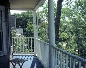 21 Sartwell Ave, Unit 3 in Somerville, MA - Building Photo - Building Photo