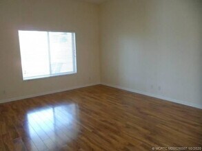 172 NW Broken Oak Trail in Jensen Beach, FL - Building Photo - Building Photo
