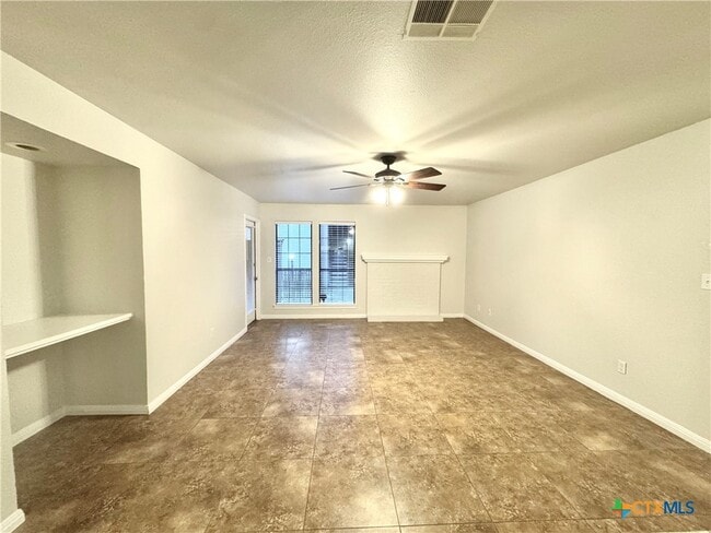 1202 Thorpe Ln