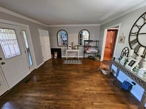 175 Bluff View Dr in Batesville, AR - Building Photo - Building Photo