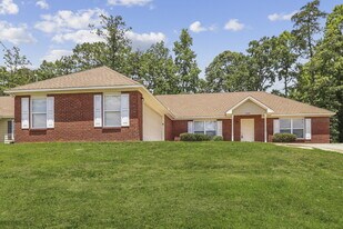 21898 Eastern Valley Rd in Mc Calla, AL - Building Photo