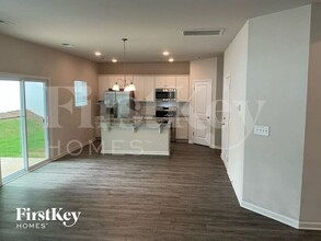 3224 Newell Vlg Dr in Charlotte, NC - Building Photo - Building Photo