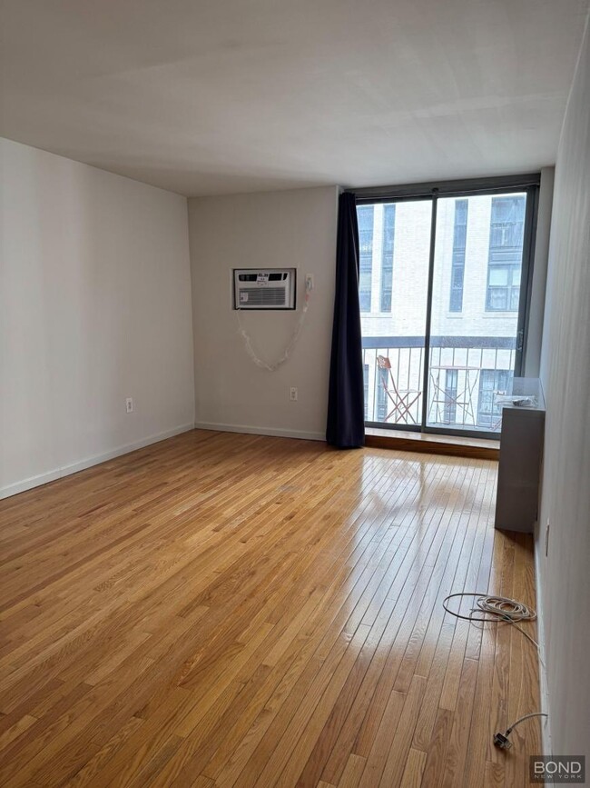 property at 184 Thompson St