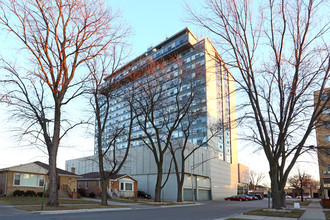 Cameo Towers in Elmwood Park, IL - Building Photo - Building Photo